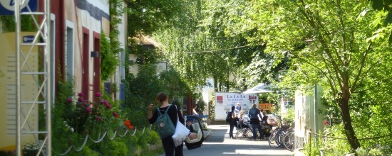 Blick auf die Hauptstraße der ufaFabrik